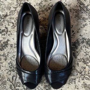 Black 2” heels